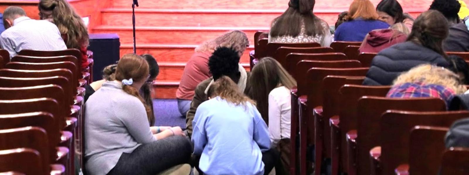 Students gather in groups for a day of prayer and repentance. (Photo by Chariti Mealing) 
