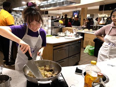 Ruth Sun competes in the Shorfar Cup Cookoff. (Photo by Jared Hill, 自慰视频 Student Photographer) 